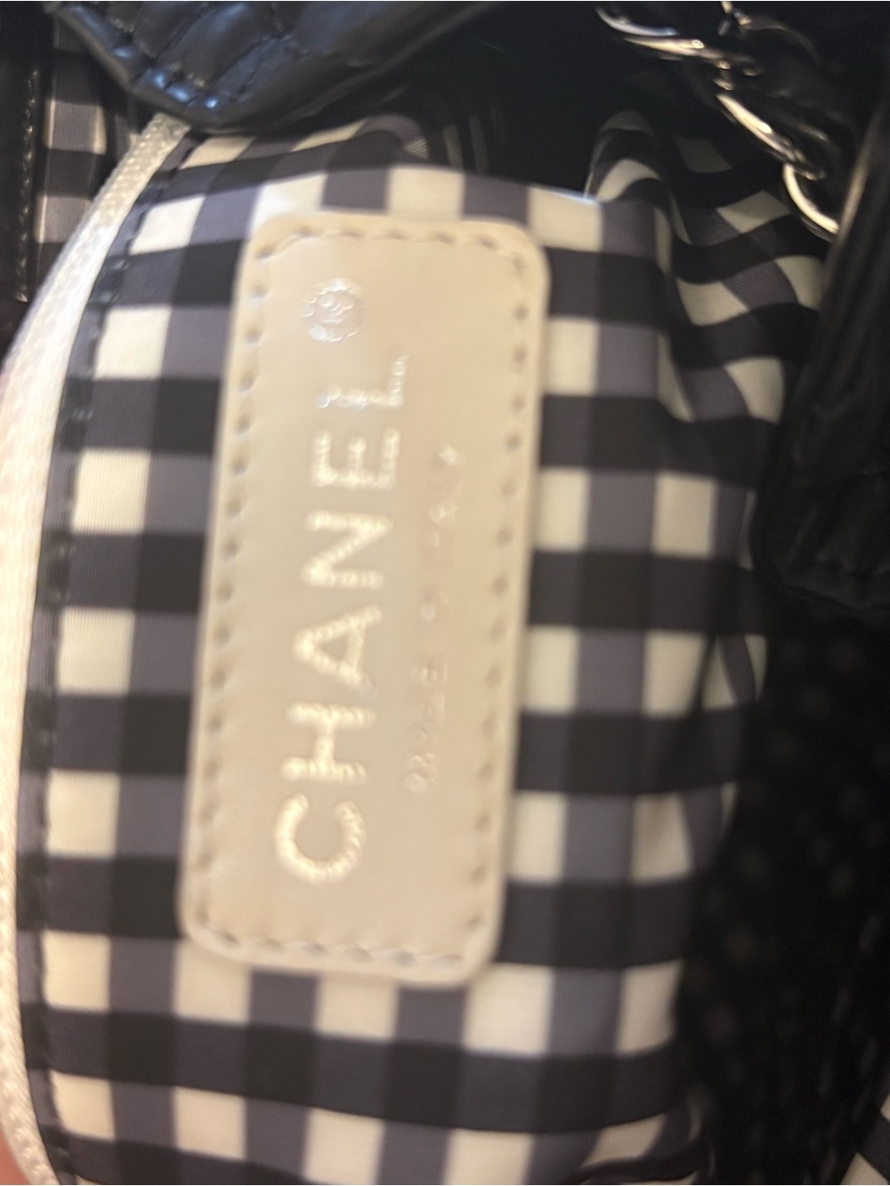 Chanel Vinyl Large Lipstick Ligne Accordion Tote Black - Picture 6 of 8